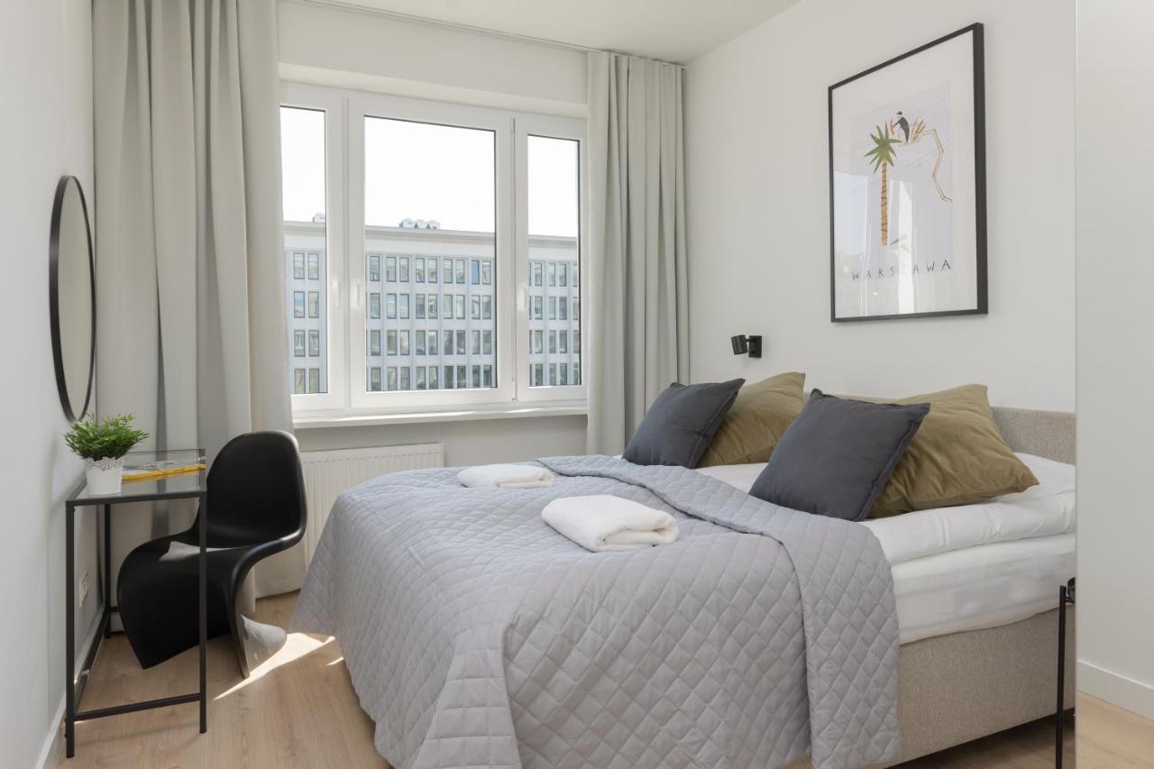 Amazing Spacious In Center By Renters Apartment Warsaw